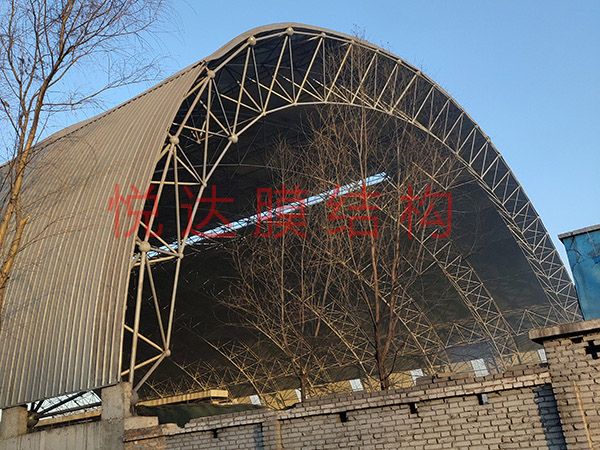 small4_15465954969337080